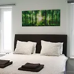 Lavilla - Two Bedroom With Balcony And Sea View Uti Млини