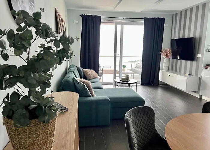 Lavilla - Two Bedroom With Balcony And Sea View Uti Apartament *