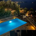 Lavilla - Two Bedroom With Balcony And Sea View Uti Mlini