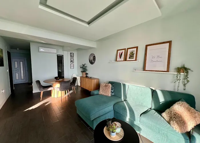 Apartment Lavilla - Two Bedroom With Balcony And Sea View Uti